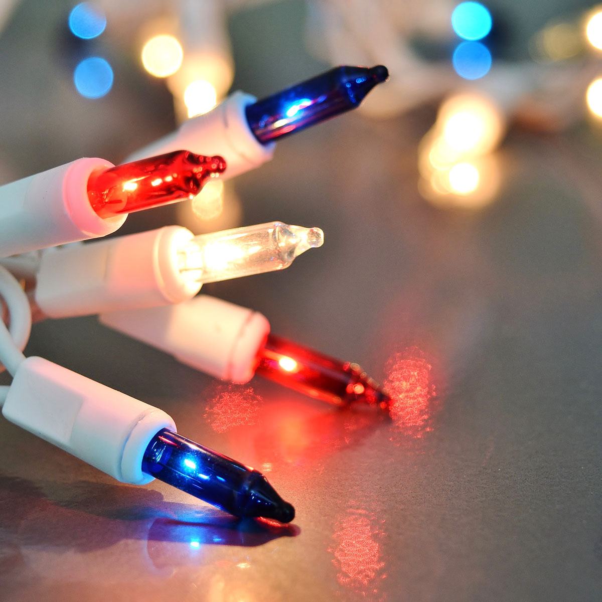 Red White and Blue Mini Lights, 4th of July Patriotic String Lights Green Wire,16FT 50 Leds Incandescent Independence Day Lights for Indoor Outdoor Christmas Party Decor